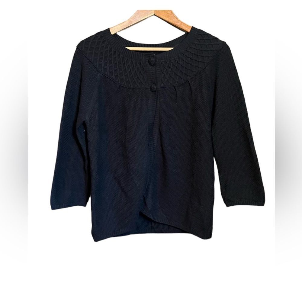 NWT! Croft & Barrow black button cardigan